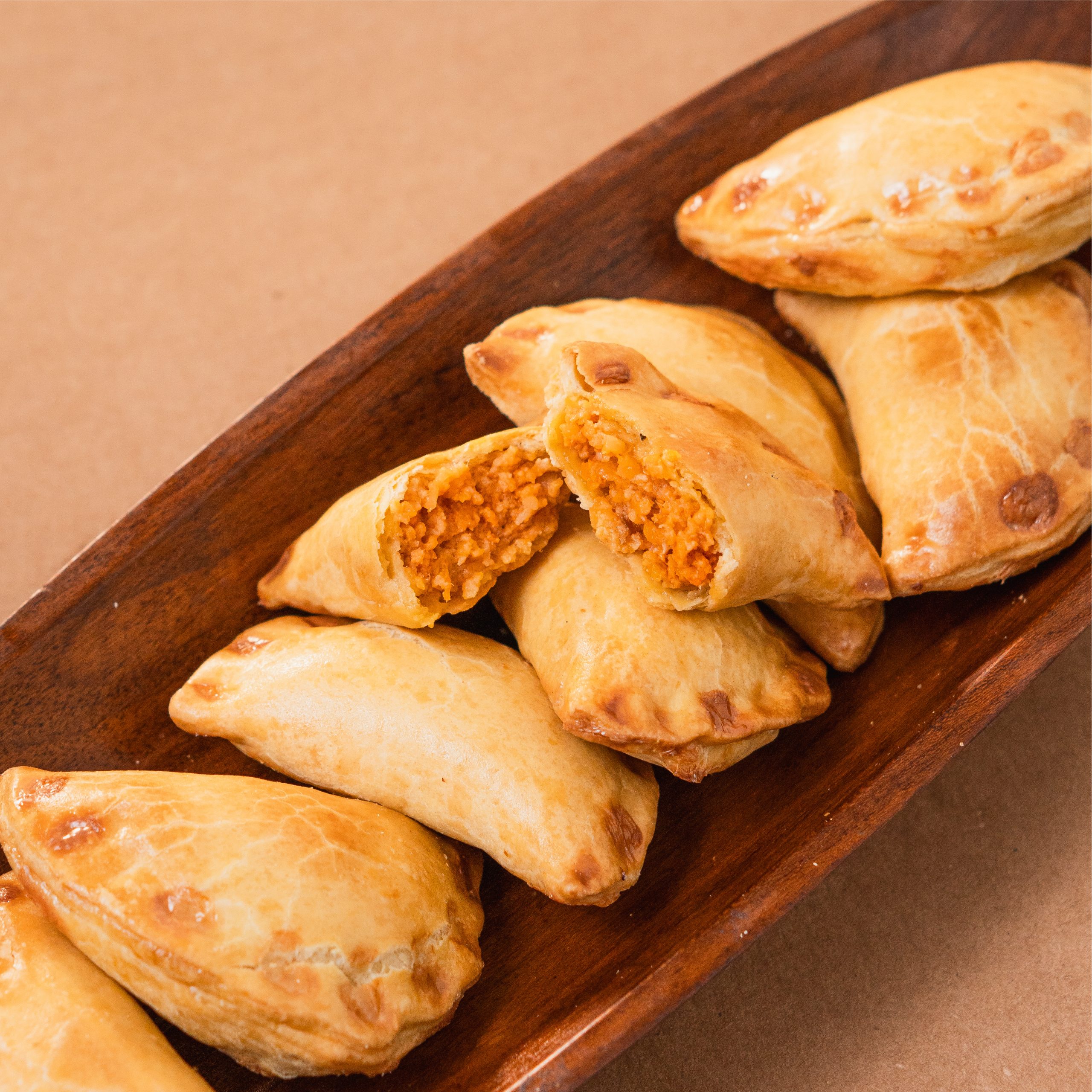 Mini Empanadas de Pollo